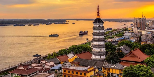 安庆迎江区振风塔景观