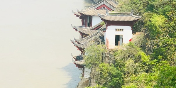 马鞍山雨山区采石矶景观