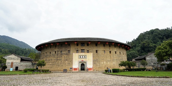 龙岩永定土楼群景观图