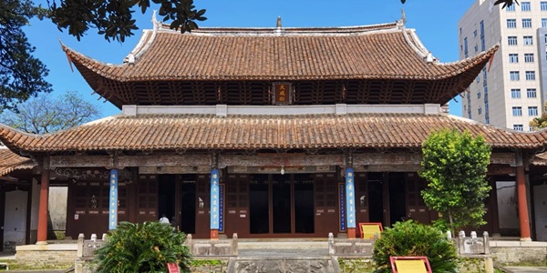 建瓯建宁府孔庙大成殿全景图