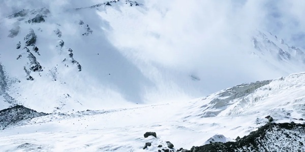 肃北透明梦柯冰川全景