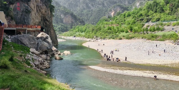 徽县三滩风景区全景图