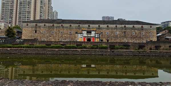 大埔泰安楼全景图