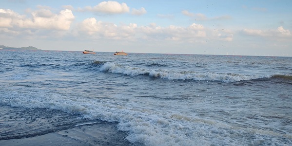 防城港东兴市金滩海滨景区