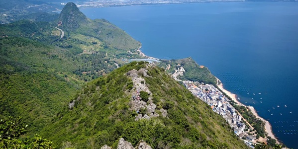 来宾兴宾区麒麟山风光