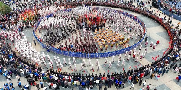 台江县苗族姊妹节盛况