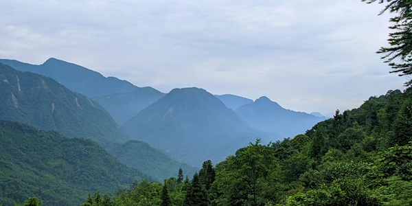 天柱县金凤山风光