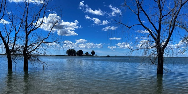 肇源县松花江湿地与古城风貌