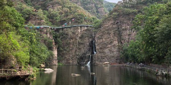 新安县龙潭大峡谷全景