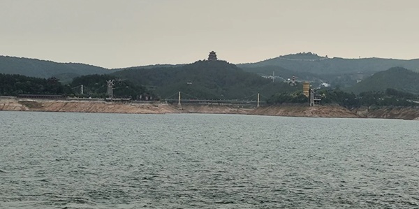 淅川县丹江大观苑湖面风光