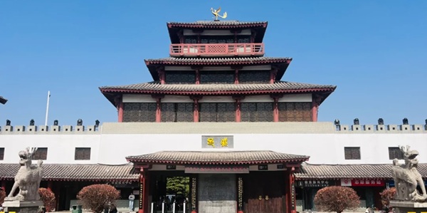 戚城遗址景区全景