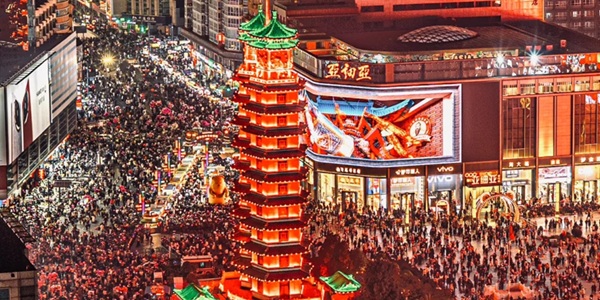 郑州二七区二七塔全景