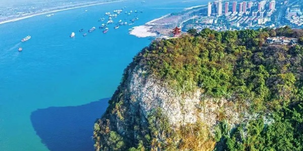 黄石西塞山长江观景全景