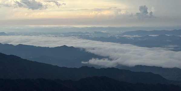 九宫山云海日出壮观景象