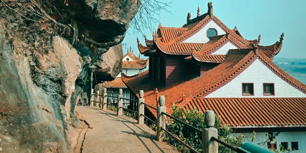 渌口区空灵岸观音阁景观