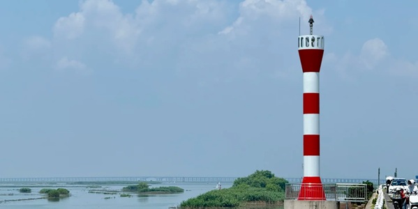 南京溧水区石臼湖全景图