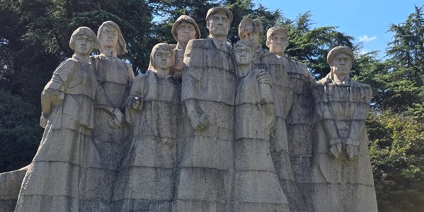 南京雨花台区雨花台烈士陵园全景图