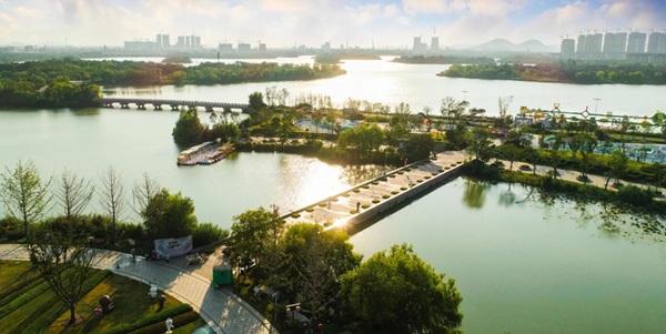 徐州贾汪区潘安湖湿地公园全景图