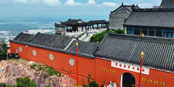 句容市茅山风景区九霄万福宫全景图