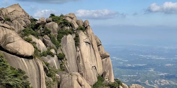 上饶广信区灵山风景区奇峰景观