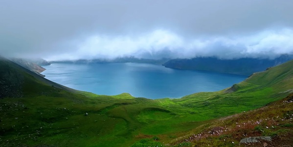 抚松县长白山西坡天池景观