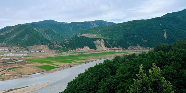 临江市鸭绿江景观