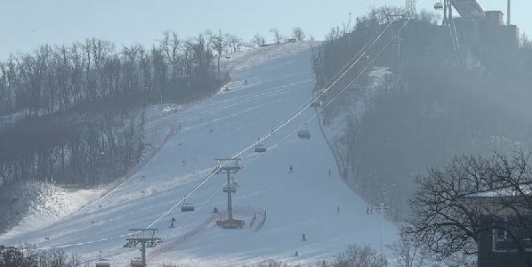 九台区庙香山滑雪场景观