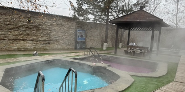 五龙背温泉景观