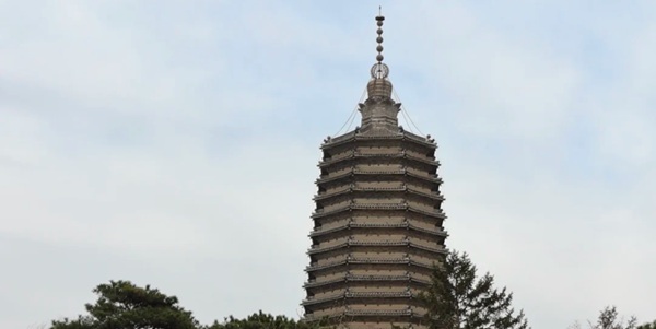 古塔公园千年古塔