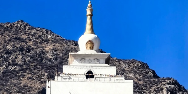 包头土默特右旗美岱召景观