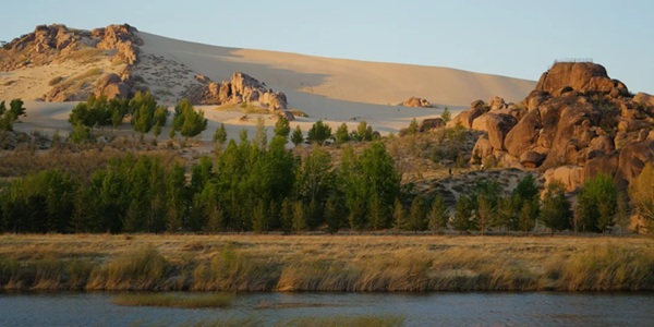 翁牛特旗玉龙沙湖