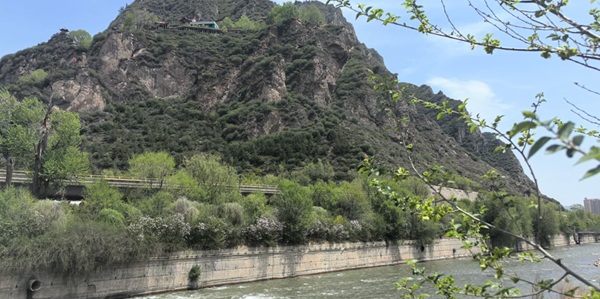 青海大通县老爷山全景航拍