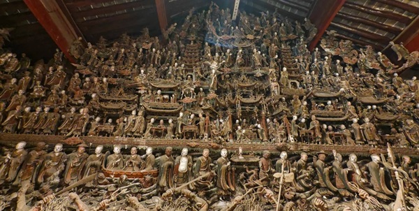 蓝田水陆庵明代彩色壁塑细节