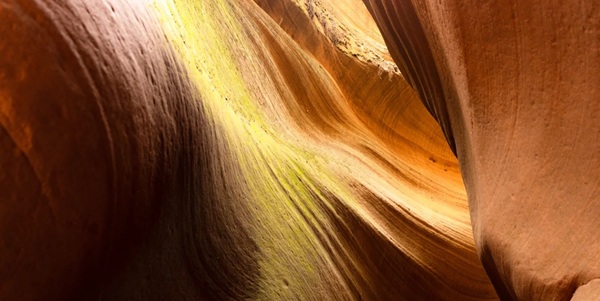 陕西甘泉大峡谷全景航拍图