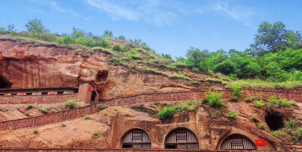 陕西志丹永宁古寨全景航拍图