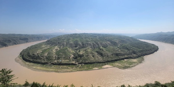 府谷黄河太极湾航拍全景图