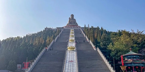 烟台市龙口市南山大佛