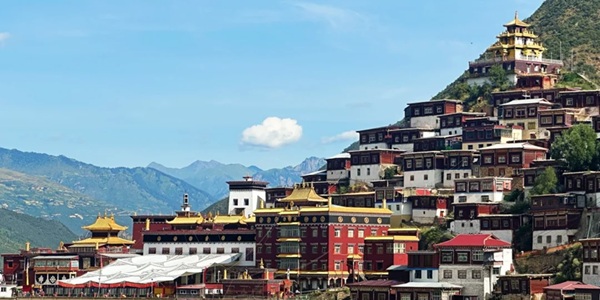 甘孜白玉县白玉寺