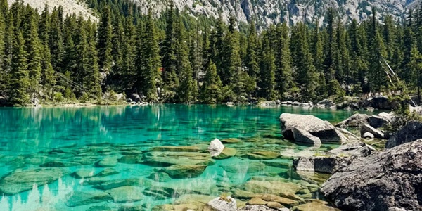 甘孜巴塘县措普沟风景区