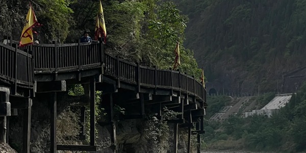 广元朝天区明月峡古栈道景观