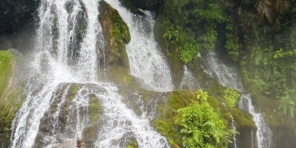 普格县螺髻山景观