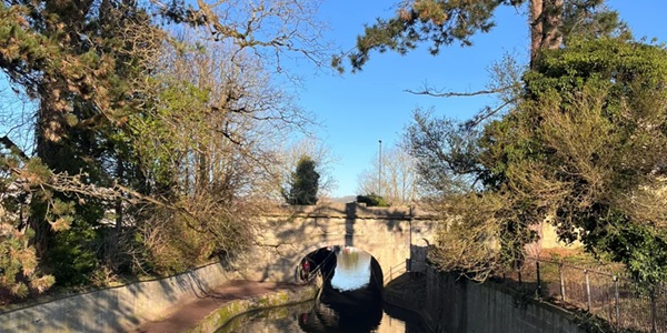 Sydney Gardens Kennet & Avon Canal and Cast-Iron Bridge