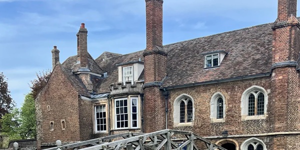 Queens' College Mathematical Bridge and Tudor courtyard scenery