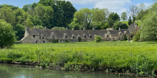 Bibury Cotswolds Arlington Row and River Coln