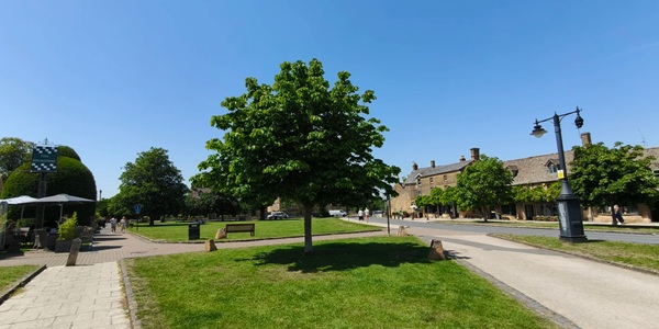 Broadway Cotswolds honey-stone high street and Broadway Tower