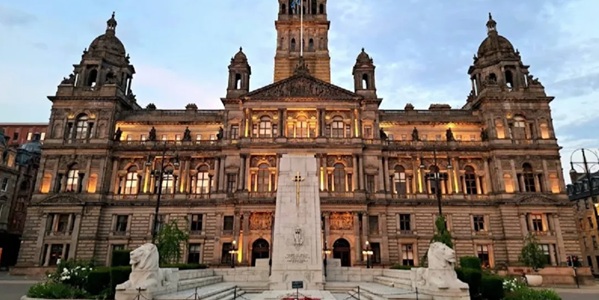 Panoramic view of Glasgow George Square and City Chambers Victorian architecture