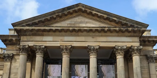 Walker Art Gallery neoclassical facade with Corinthian colonnade