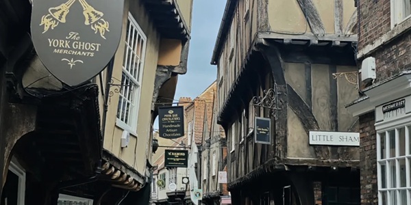 The Shambles York Medieval Timber-Framed Houses and Cobblestone Lane