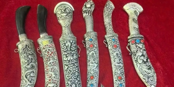 拉孜县藏刀制作工艺展示