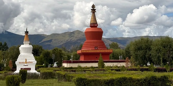扎囊县桑耶寺全景